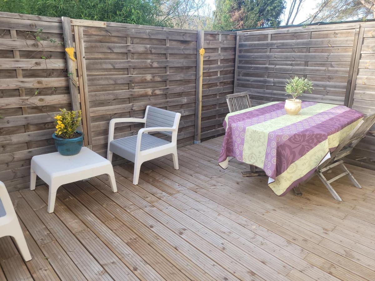 Logement Independant En Campagne Simiane-Collongue Exteriör bild