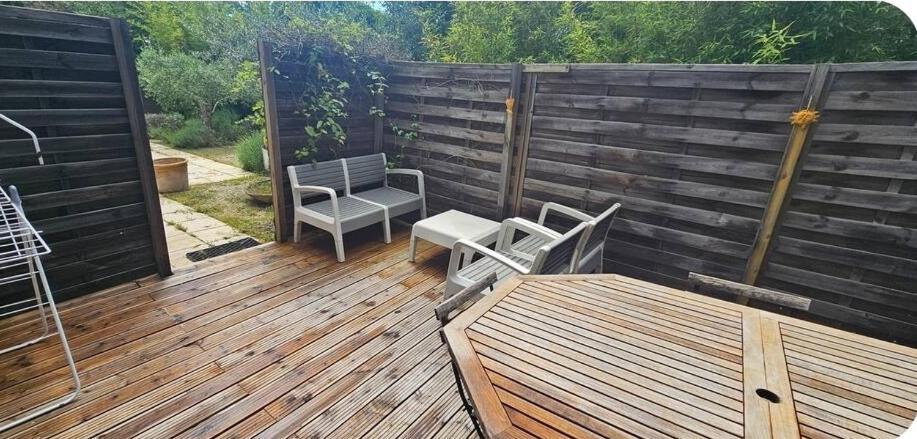 Logement Independant En Campagne Simiane-Collongue Exteriör bild